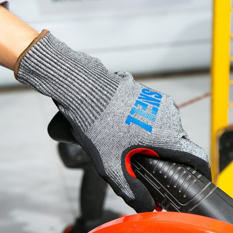 Abrasion Resistant Construction Gloves for Lasting Wear