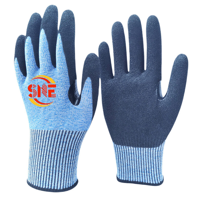 Nitrile Dipped Work Gloves: Features and Applications