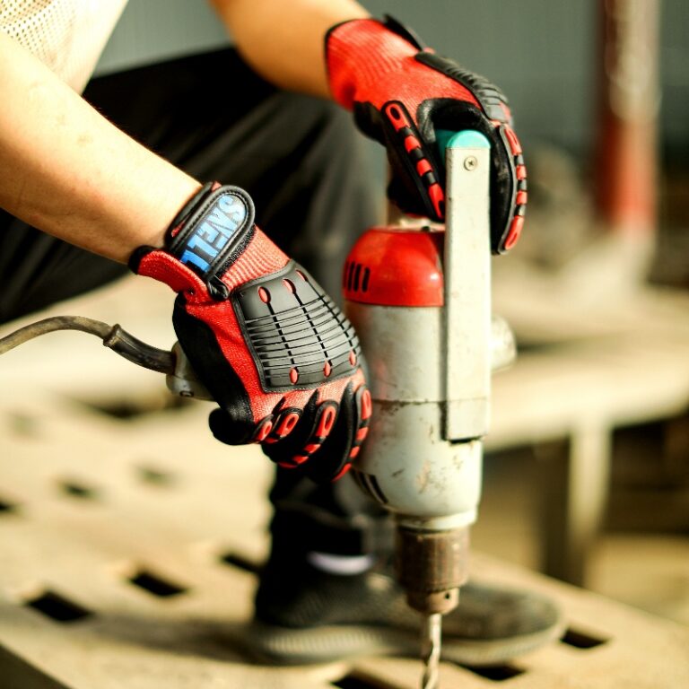 Luvas de proteção para metalúrgicos em 2025: O melhor guia de compra